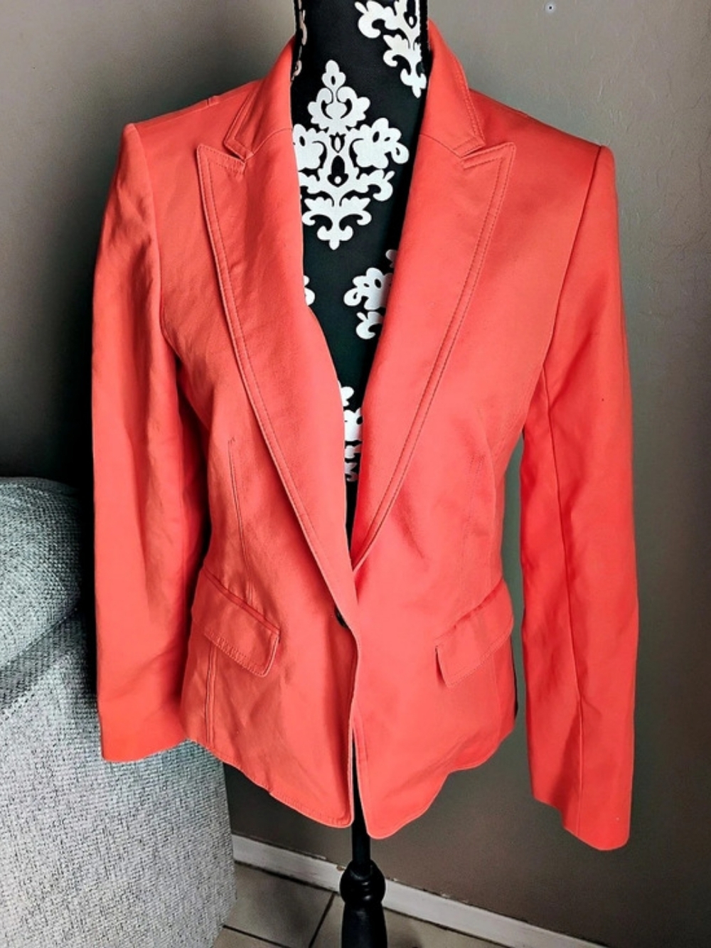 Anne Klein Orange Blazer Size 8 Like New